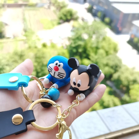 Creative anime plush toys, phone stands, keychains, cartoon Doraemon cats, car key chains, and trendy pendants Creative anime plush toys, phone stands, keychains, cartoon Doraemon cats, car key chains, and trendy pendants